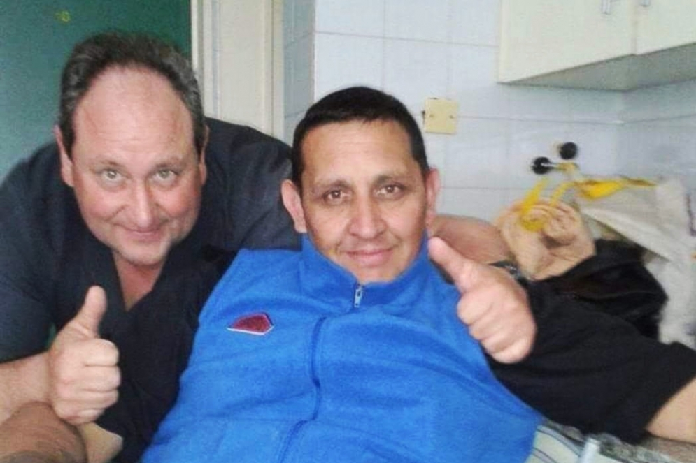 Peralta junto a Barrena, que seguir&aacute; aislado. 